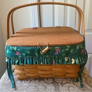 Vtg 1995 Large Longaberger Basket Prairie Basket Lining Christmas
